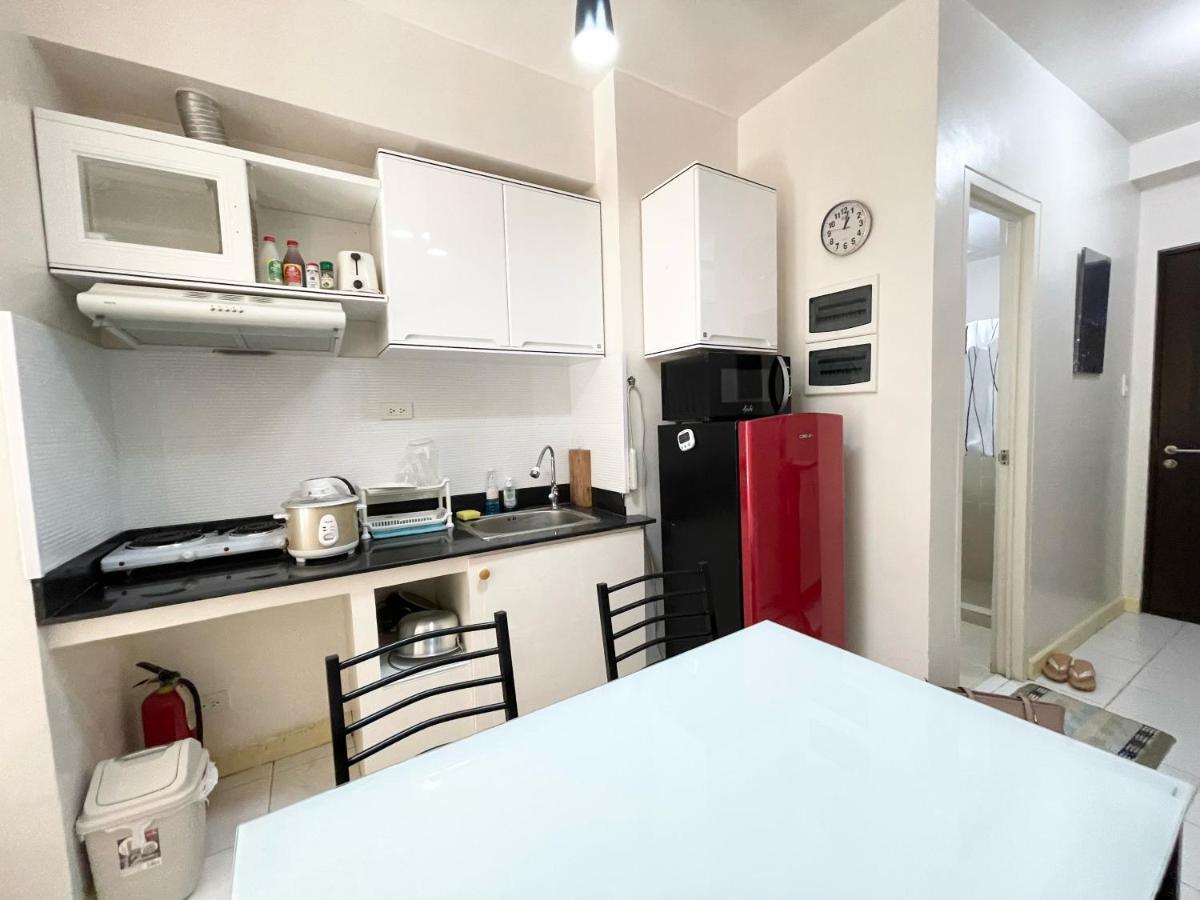 Calm&Convenient Studio Condo unit Davao City Esterno foto