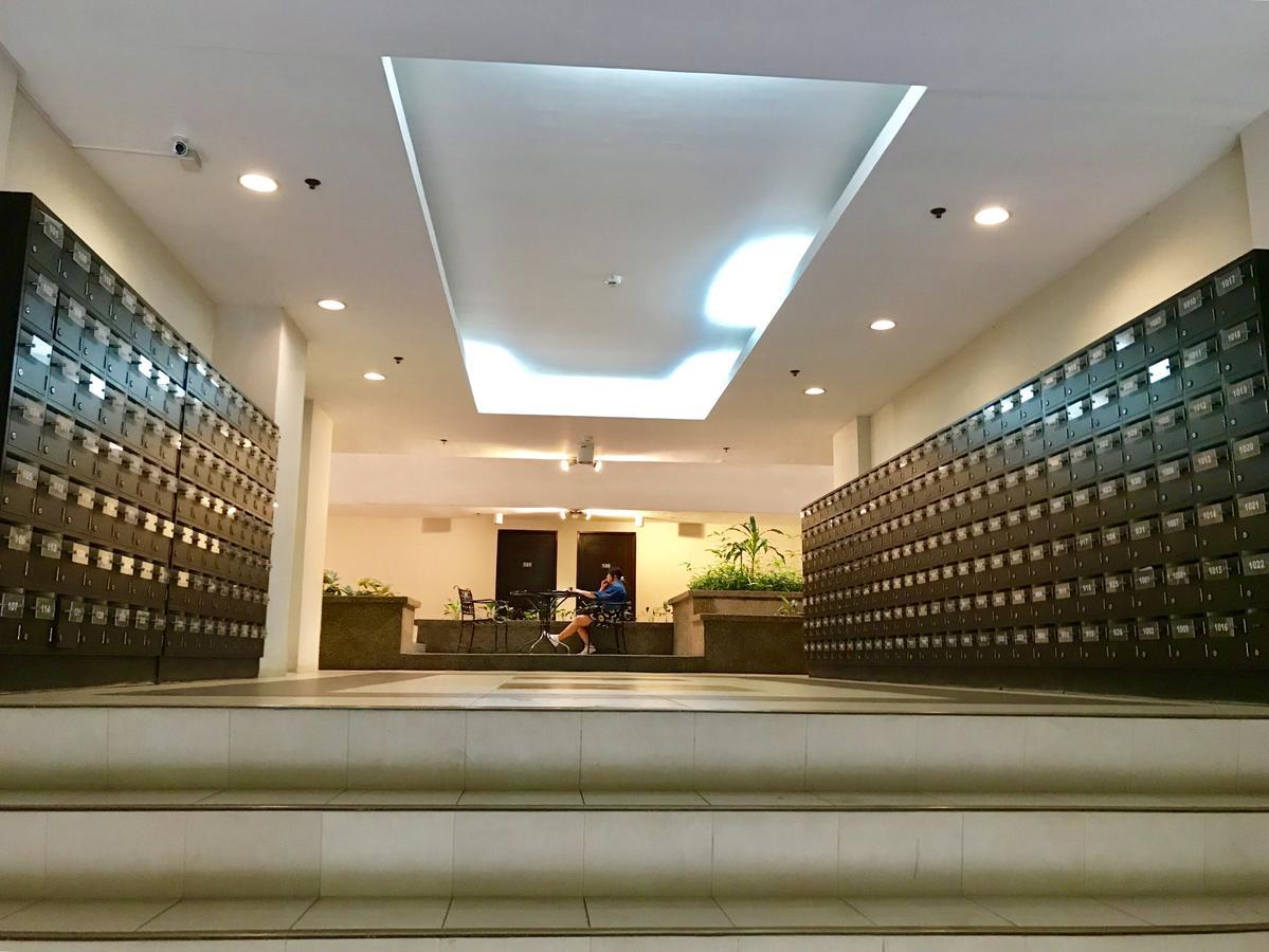 Calm&Convenient Studio Condo unit Davao City Esterno foto