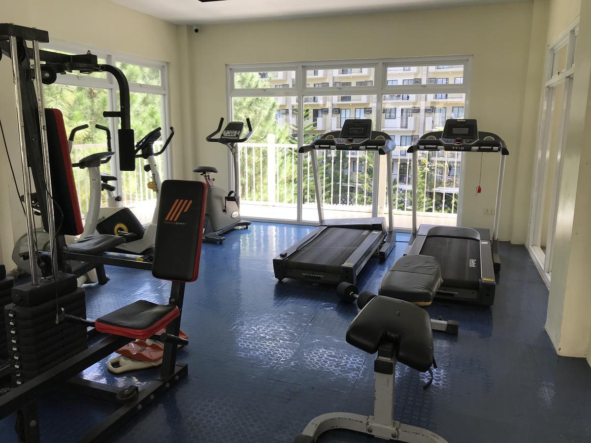 Calm&Convenient Studio Condo unit Davao City Esterno foto